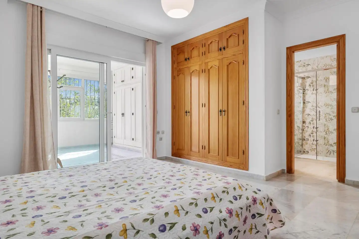 Bedroom of Houses for rent in Benalmádena  with Air Conditioner, Private garden and Swimming Pool