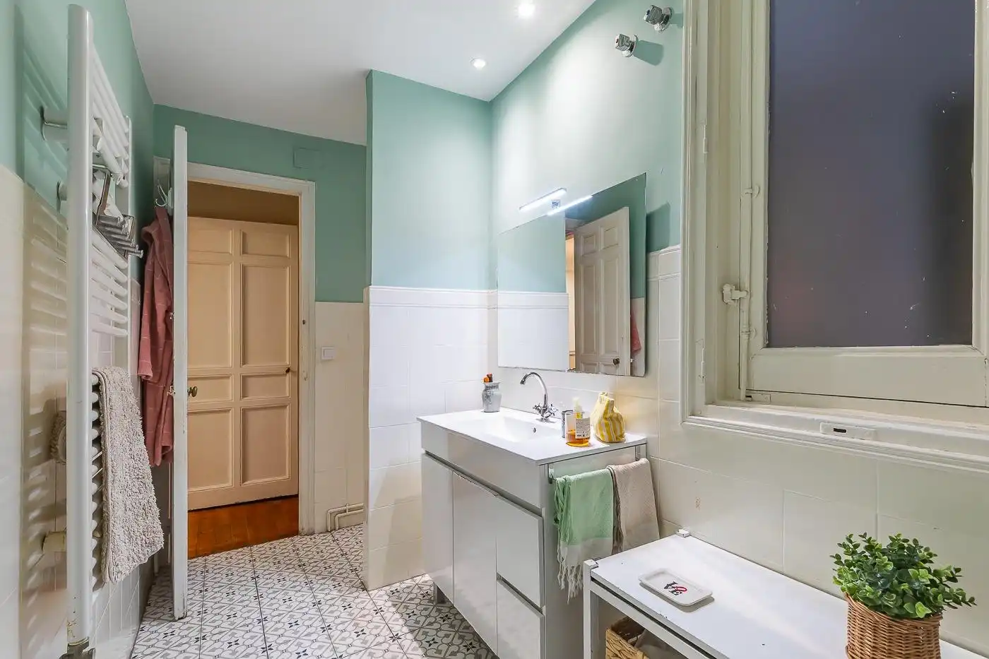 Bathroom of Flat for sale in Centro