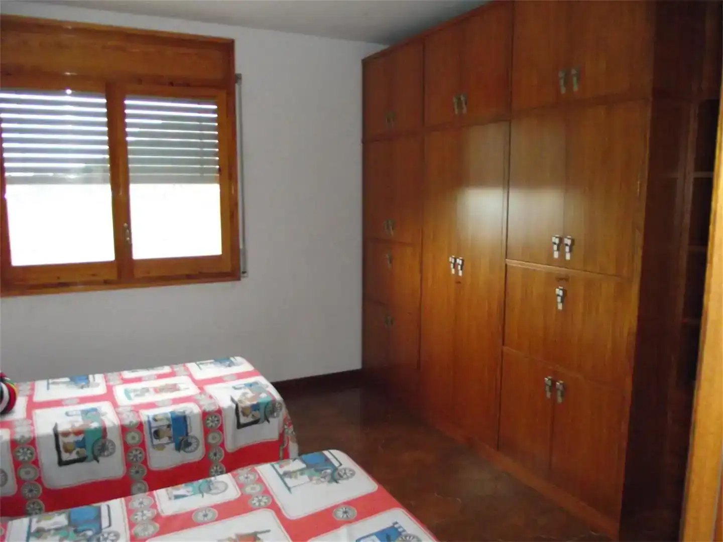 Schlafzimmer von Fabrikhallen zum Verkauf in Sant Feliu de Codines