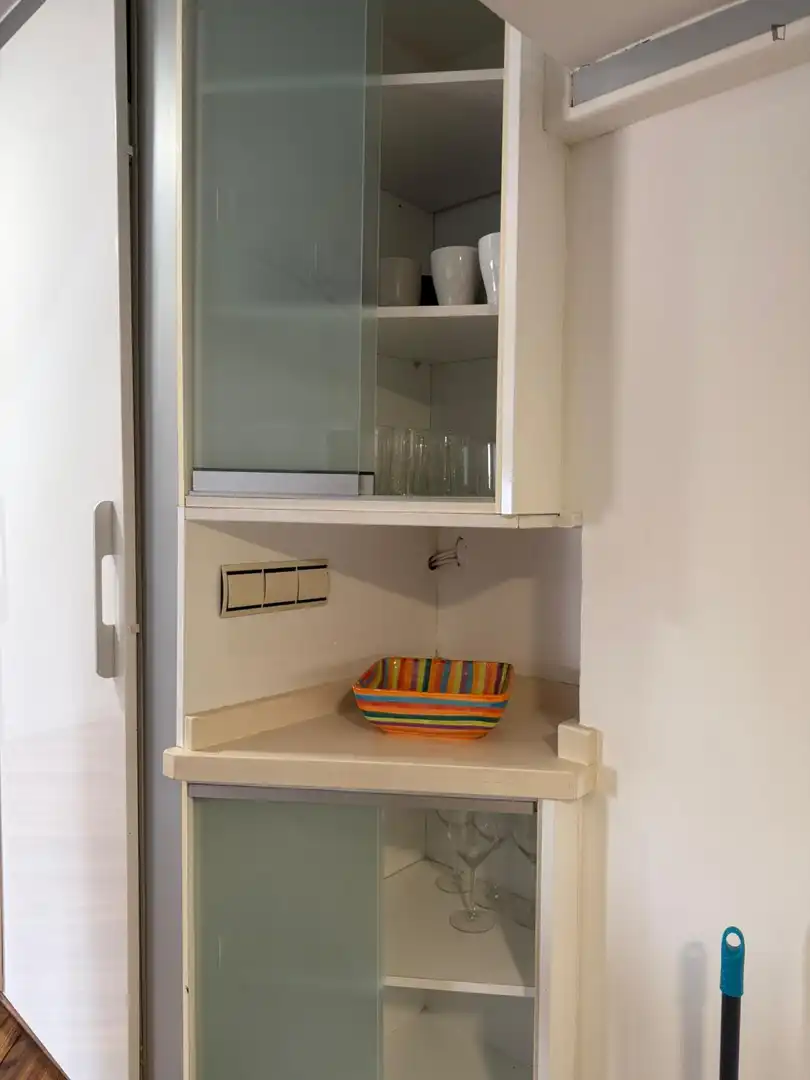 Cocina de Apartamento de alquiler en Valencia con Aire acondicionado, Calefacción y Amueblado