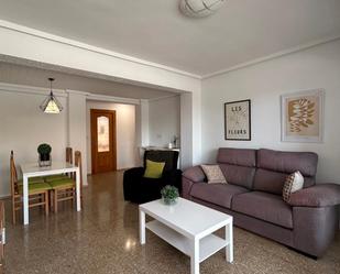 Sala d'estar de Apartament de lloguer en La Pobla de Farnals amb Terrassa, Moblat i Forn