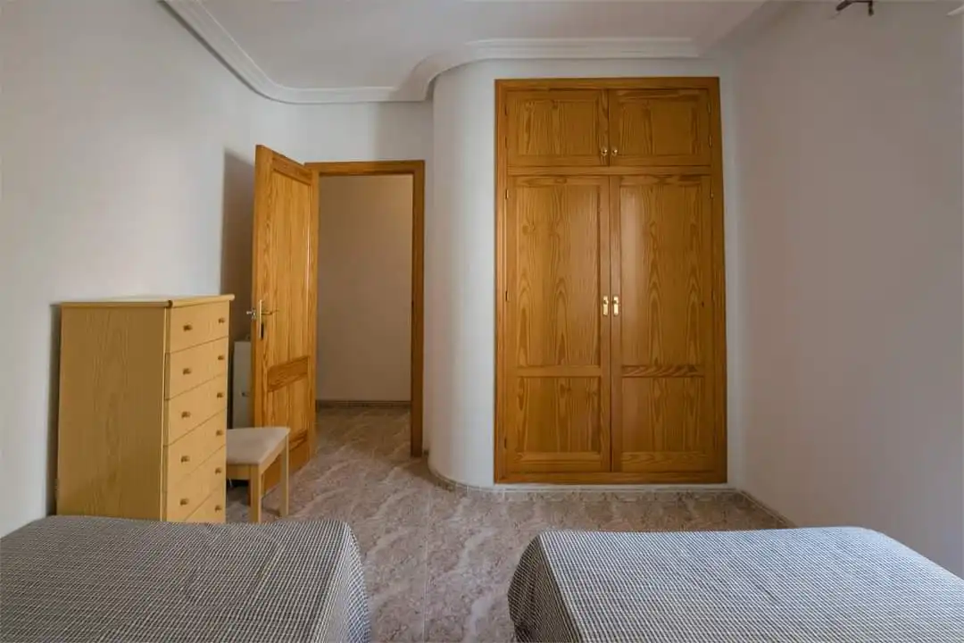 Habitación de Piso en venta en Málaga con Terraza y Trastero