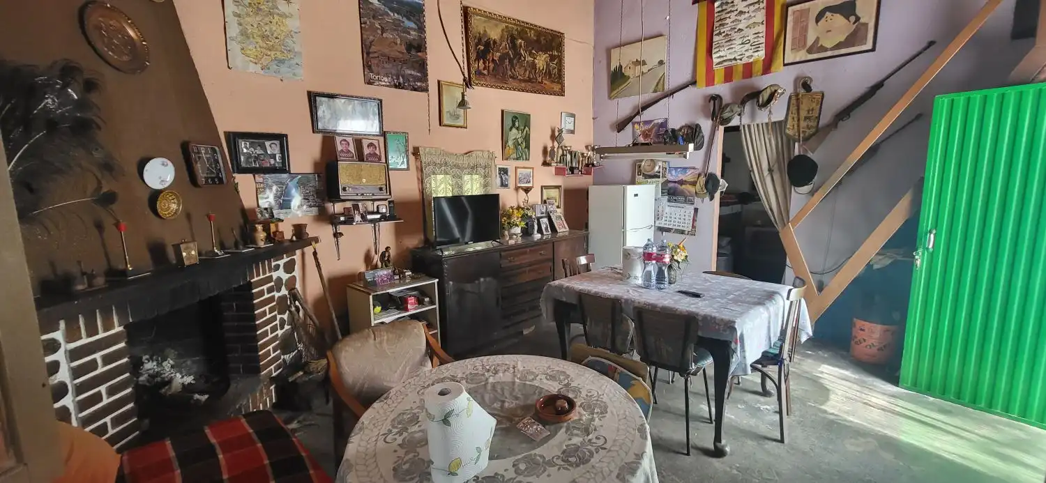 Comedor de Finca rústica en venta en Mas de Barberans