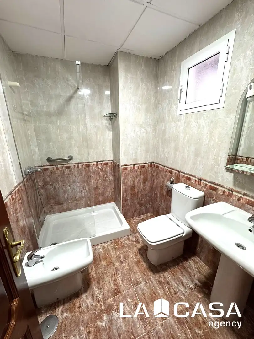 Flat with terrace to rent in San Pablo - Santa Justa, imagen 8