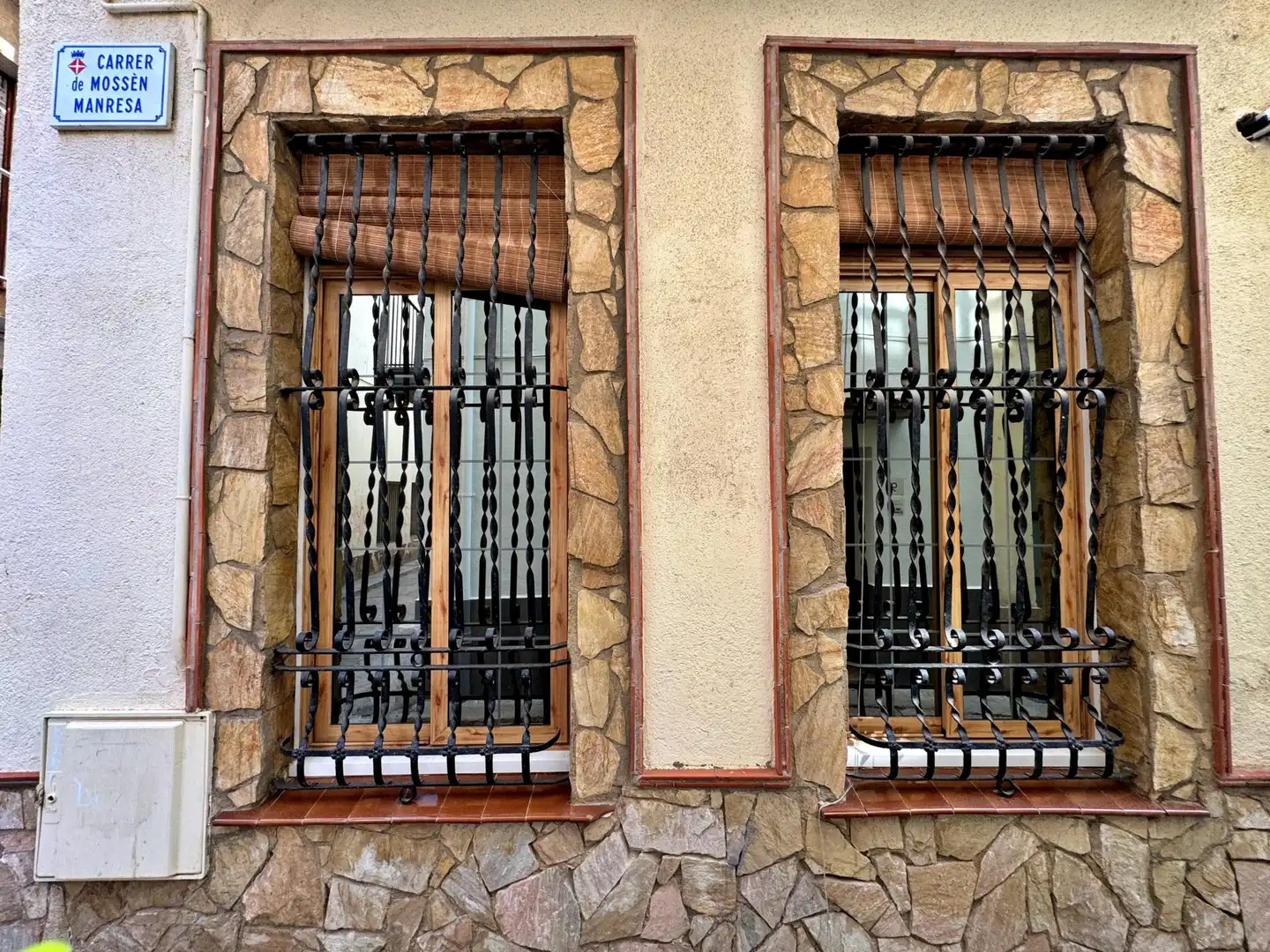 Casa adosada de alquiler en Centre