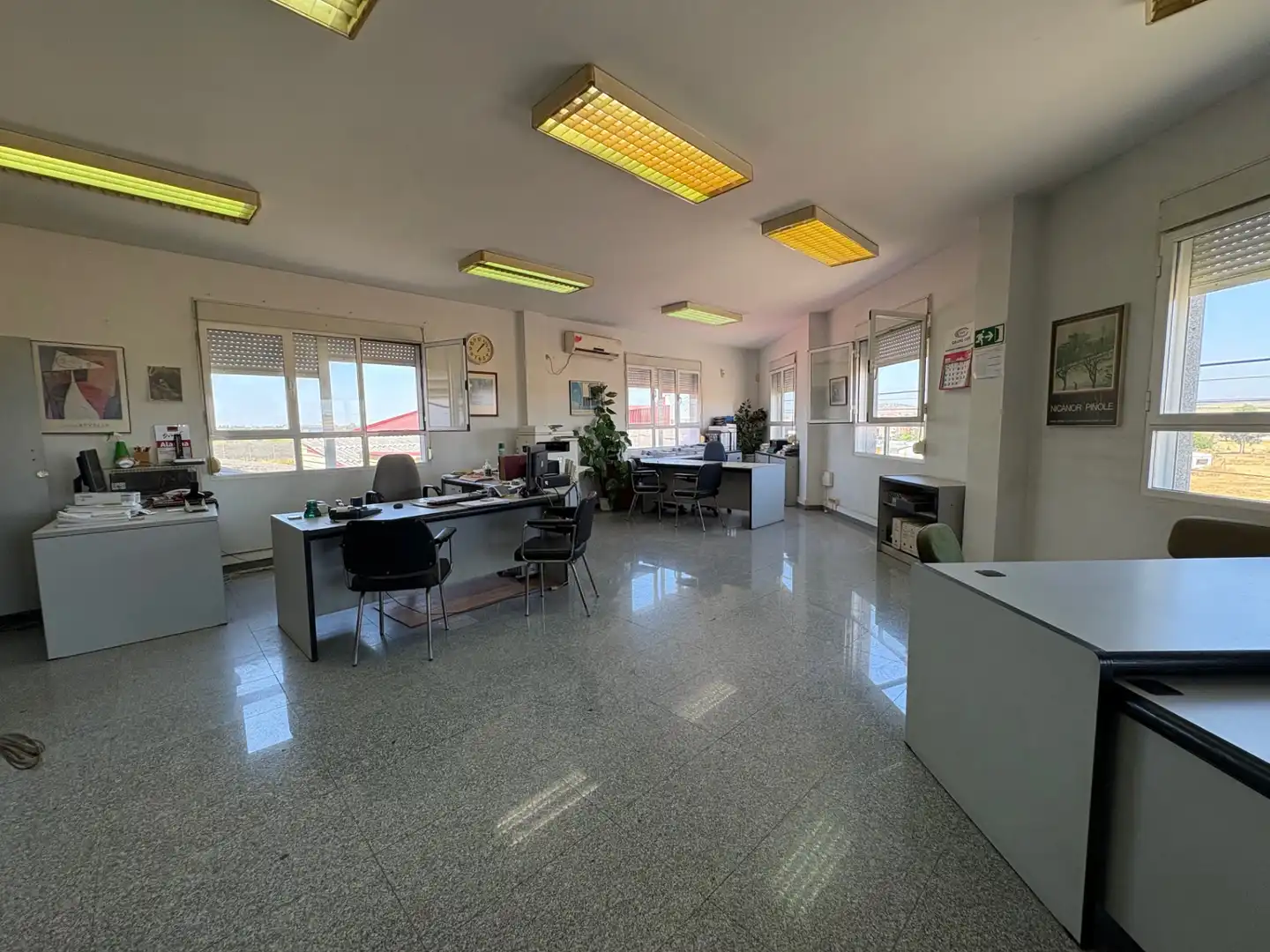 Nave industrial en venta en Mérida con Calefacción