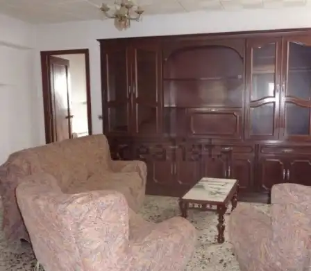 Sala d'estar de Pis de lloguer en Santiago de Compostela  amb Moblat