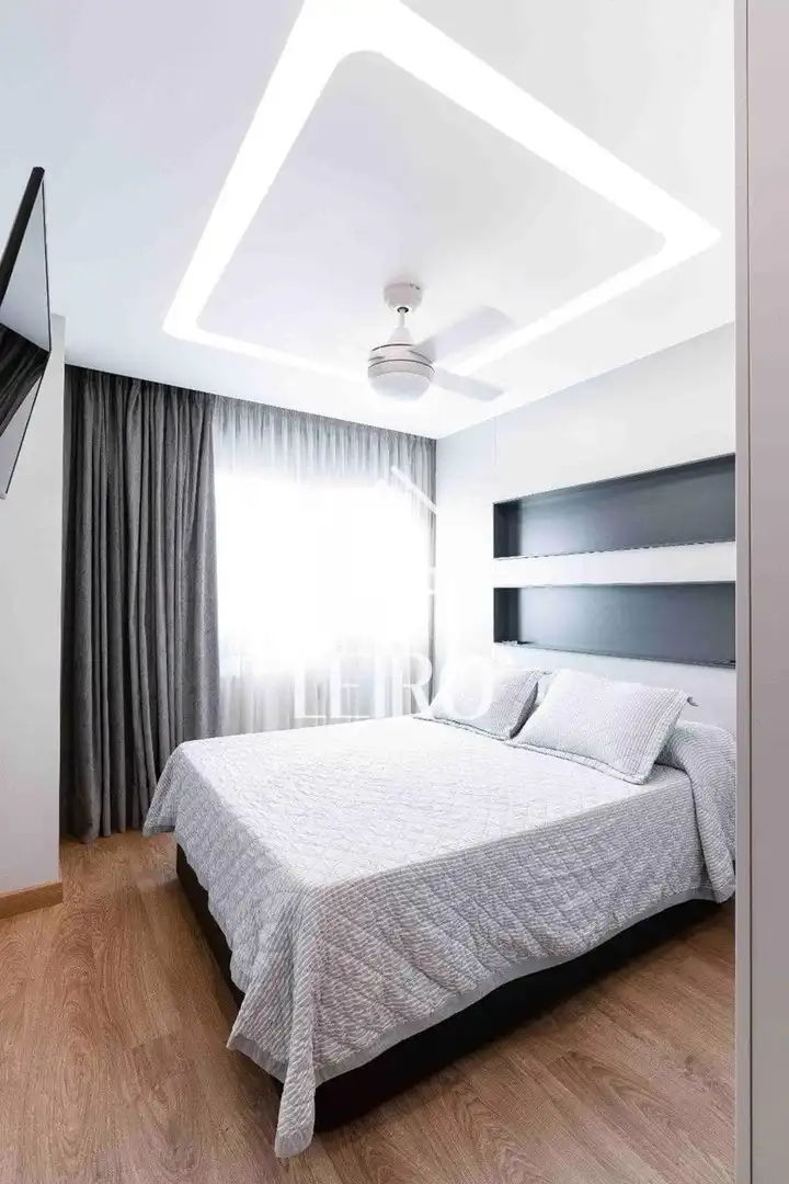 Dormitori de Apartament en venda en Vilanova de Arousa amb Calefacció, Parquet i Traster