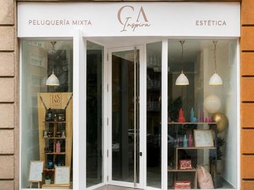 Local comercial de lloguer a Calle de González Tablas