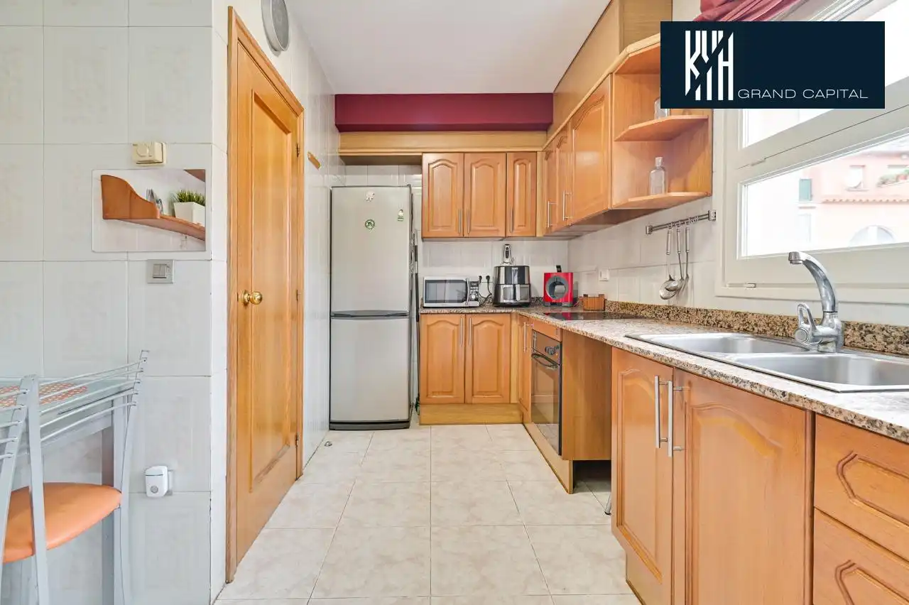 Maison mitoyenne avec terrasse à vendre à Calle JOSEP FONTBERNAT, imagen 12