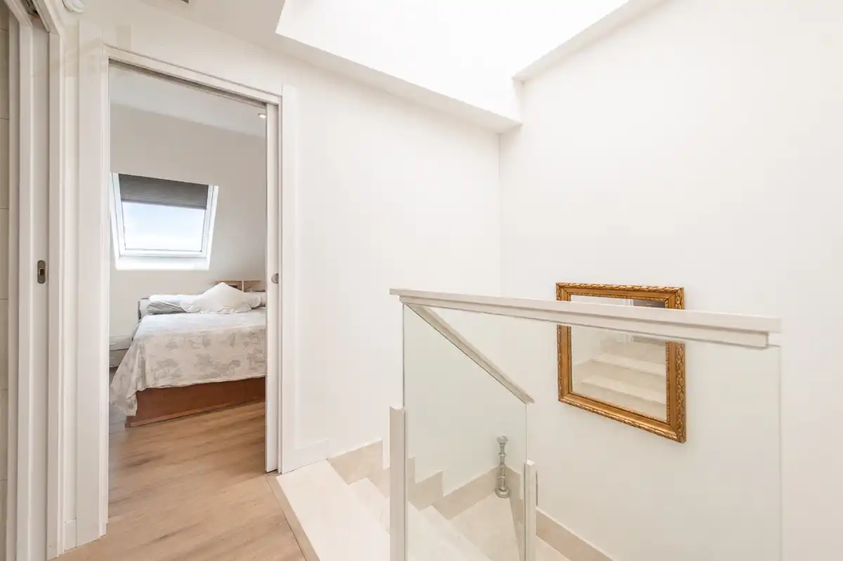 Habitación de Dúplex en venta en Pozuelo de Alarcón con Aire acondicionado, Calefacción y Terraza