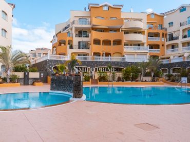Maisonette mit Pool zum Verkauf in Calle Caleta