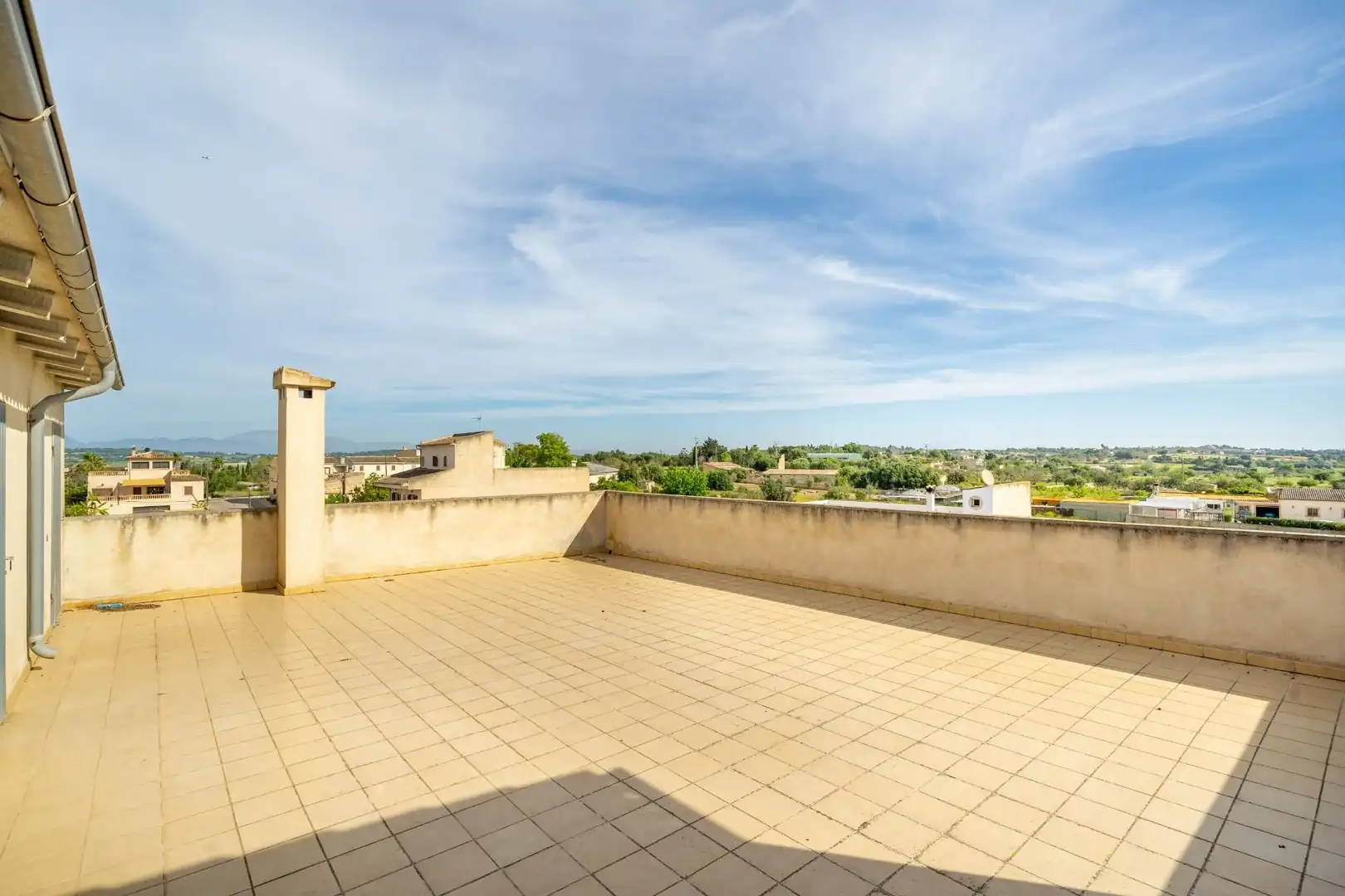 Terrace of Buildings for sale in Maria de la Salut