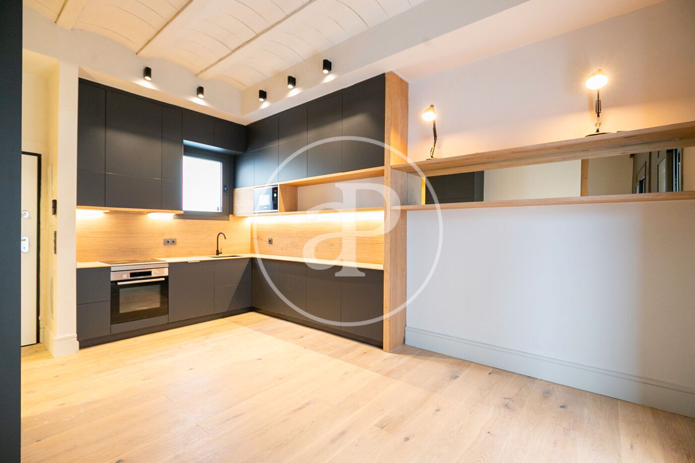 Cuina de Loft en venda en  Barcelona Capital amb Aire condicionat, Calefacció i Terrassa