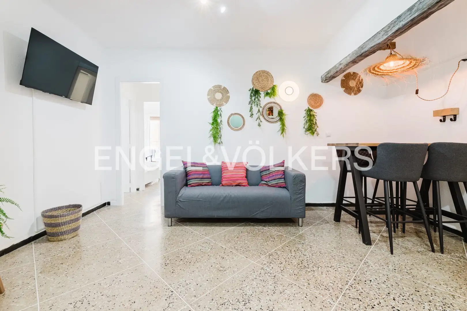Sala d'estar de Pis de lloguer en Valencia amb Aire condicionat, Calefacció i Moblat