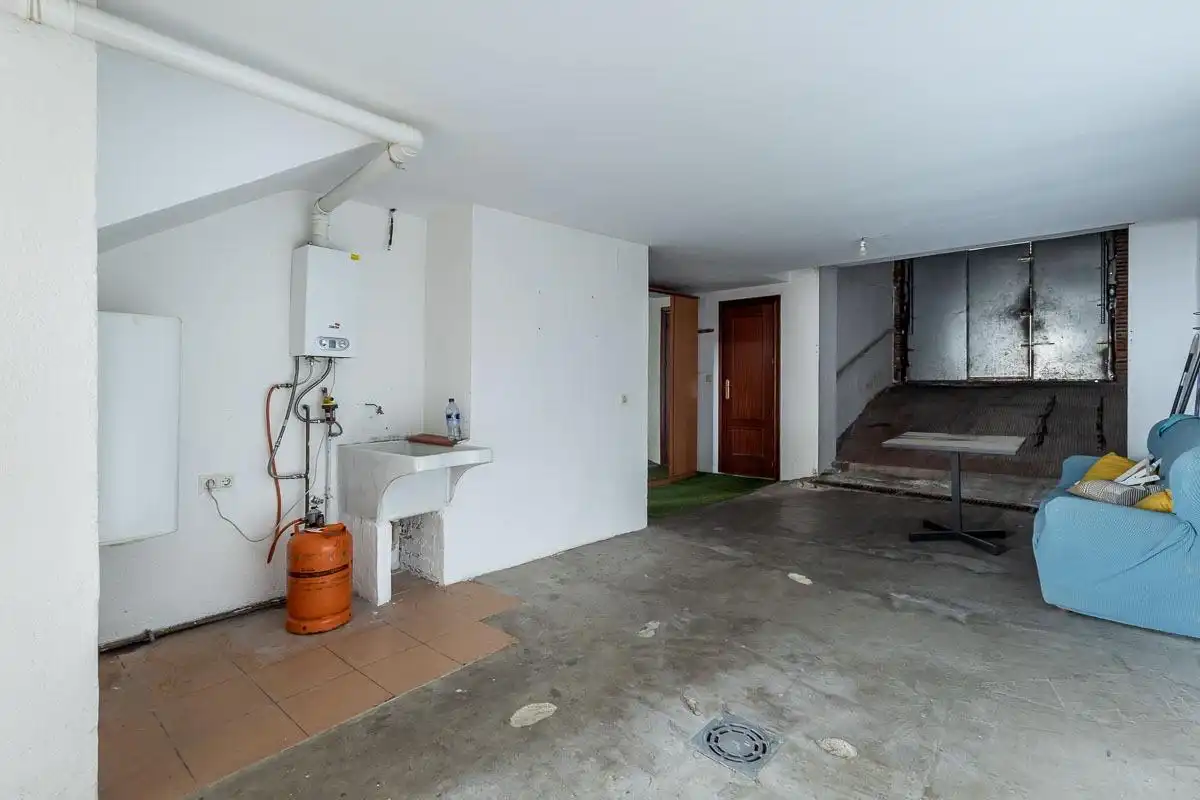 Casa adosada en venta en Huétor Vega con Terraza