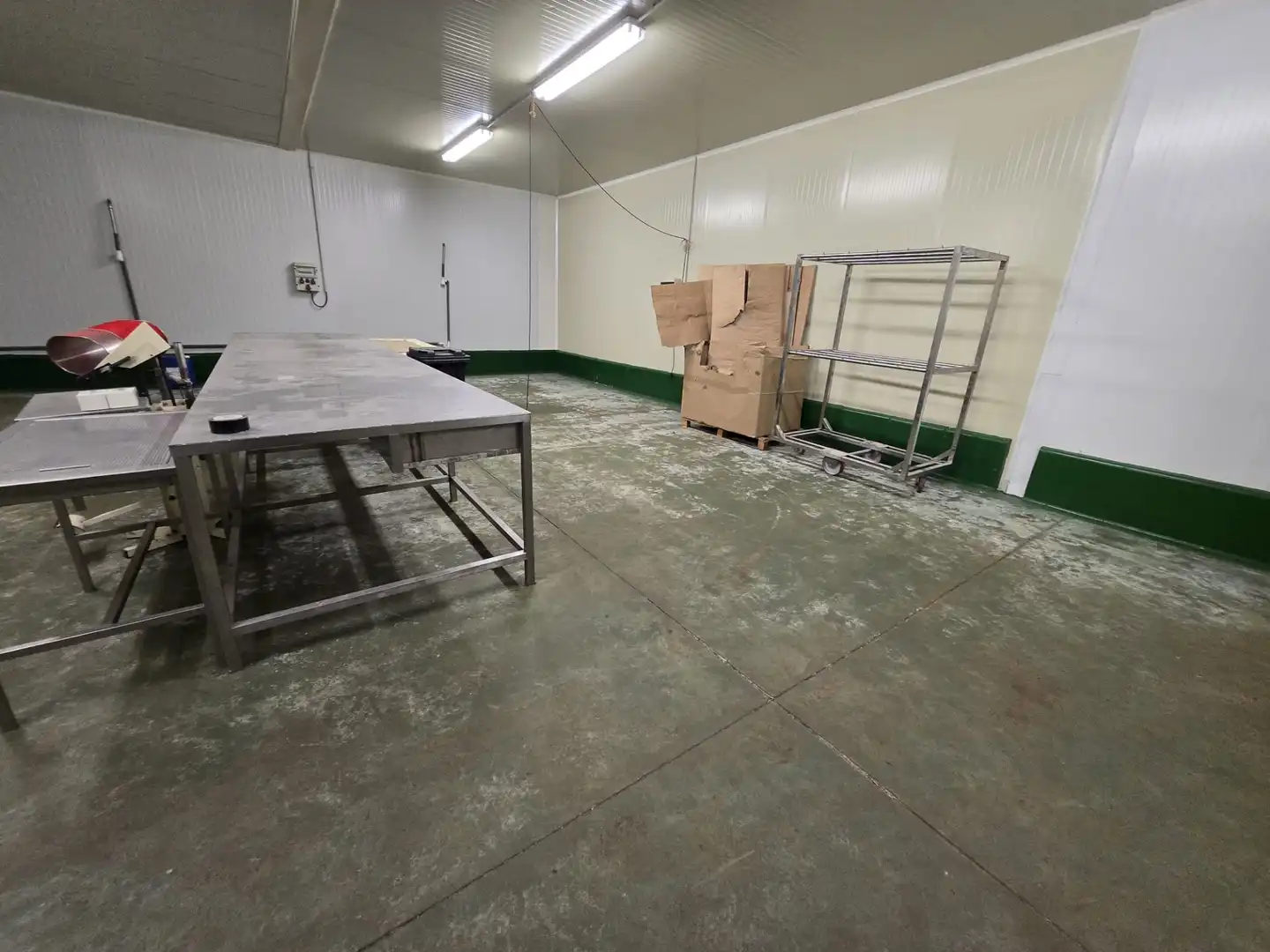 Nave industrial en venta en Teruel con Calefacción y Alarma