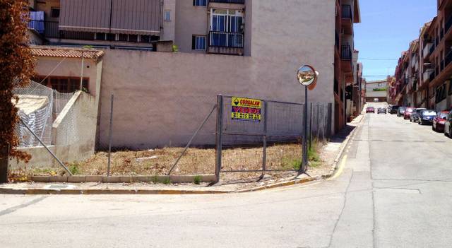 Terreno residencial en Venta en Calle Miguel de Unamuno, 27 en Cehegín