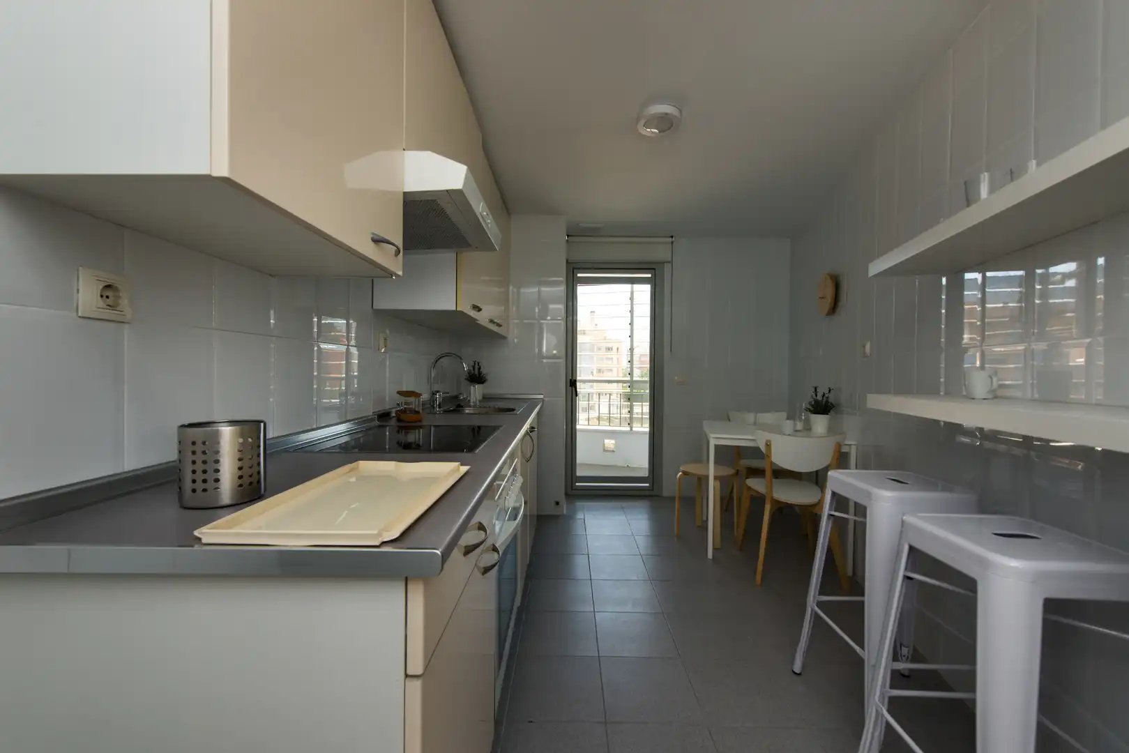 Cocina de Piso en venta en Madrid con Aire acondicionado, Trastero y Piscina comunitaria