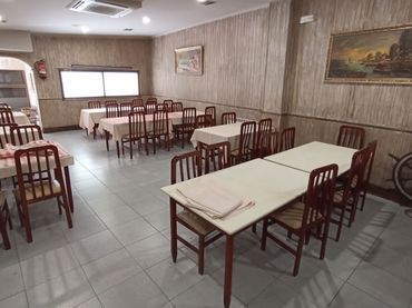 Local comercial en venda a Instituts - Universitat