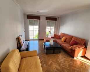 Flat to rent in Calle Albaicín, 3, Coín