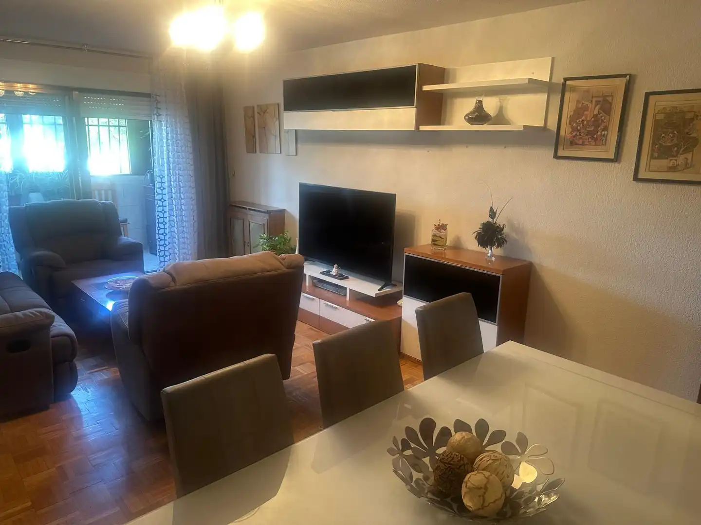 Living room of Flat for sale in Madrid  with Heating, Terrace and Furnished