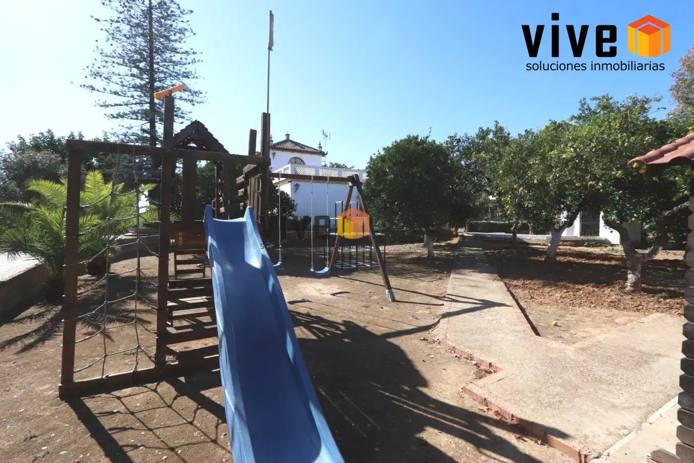 Houses for sale in Espartinas  with Air Conditioner, Heating and Terrace