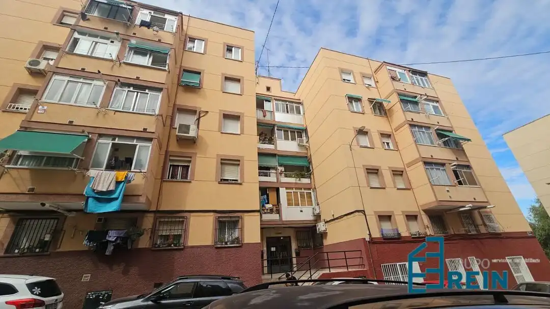 Vista exterior de Pis en venda en Vicálvaro