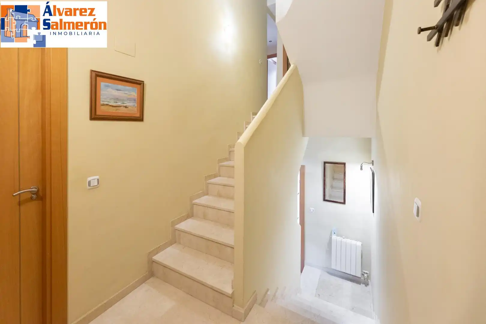 Casa adosada en venta en Calle SALA DOS HERMANAS, Crta. De la Sierra