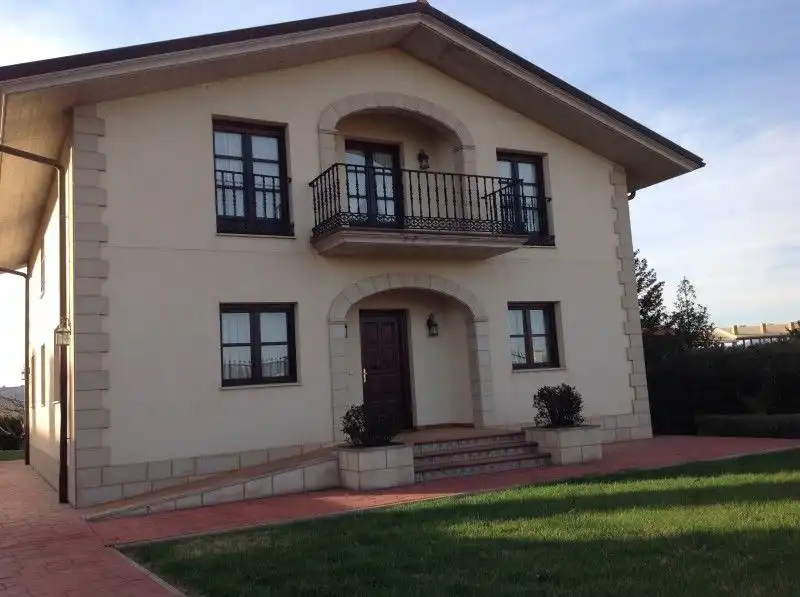 Vista exterior de Casa o chalet en venta en Nájera con Jardín privado, Terraza y Trastero