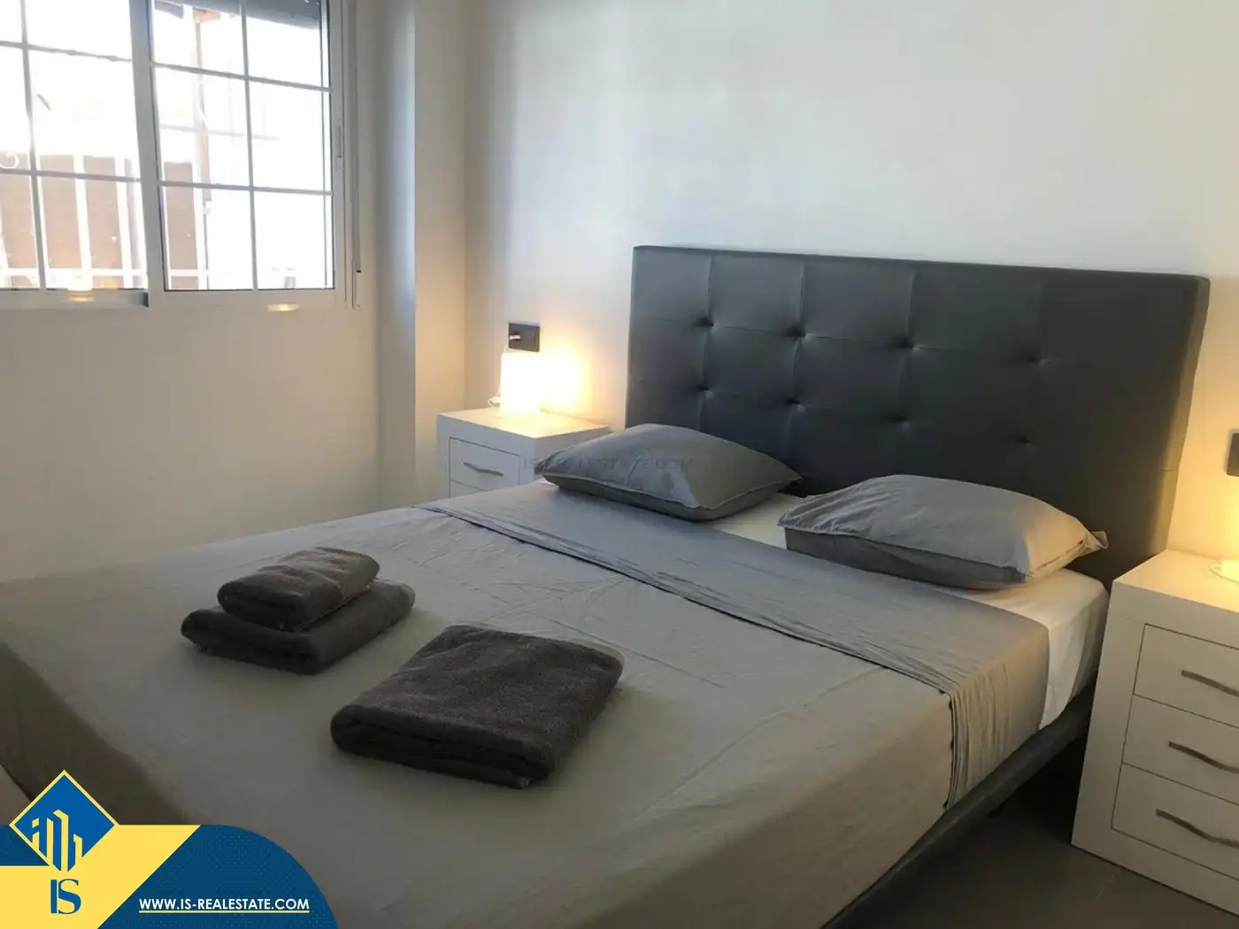 Schlafzimmer von Haus oder Chalet zur Miete in Torrevieja mit Klimaanlage, Terrasse und Schwimmbad
