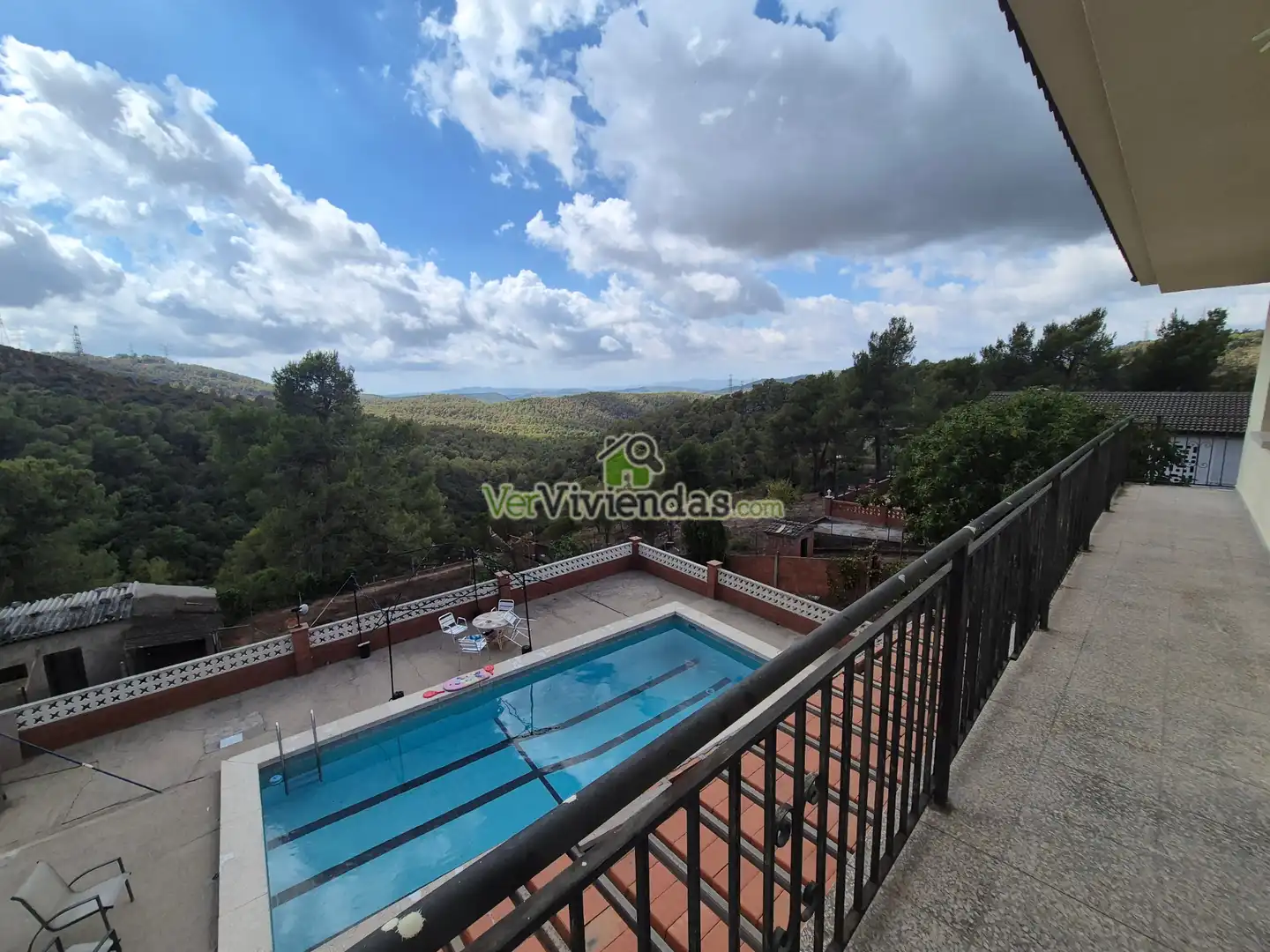 Casa amb terrassa en venda a Vallirana, imagen 57