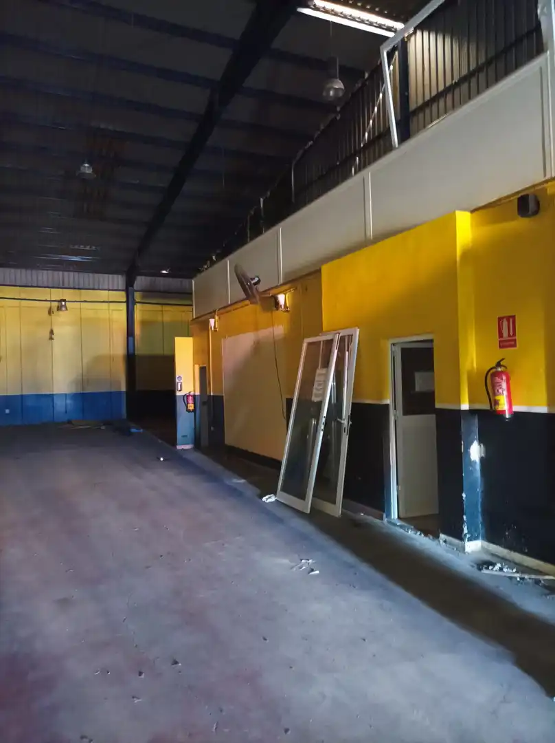 Nau industrial en venda en Melilla