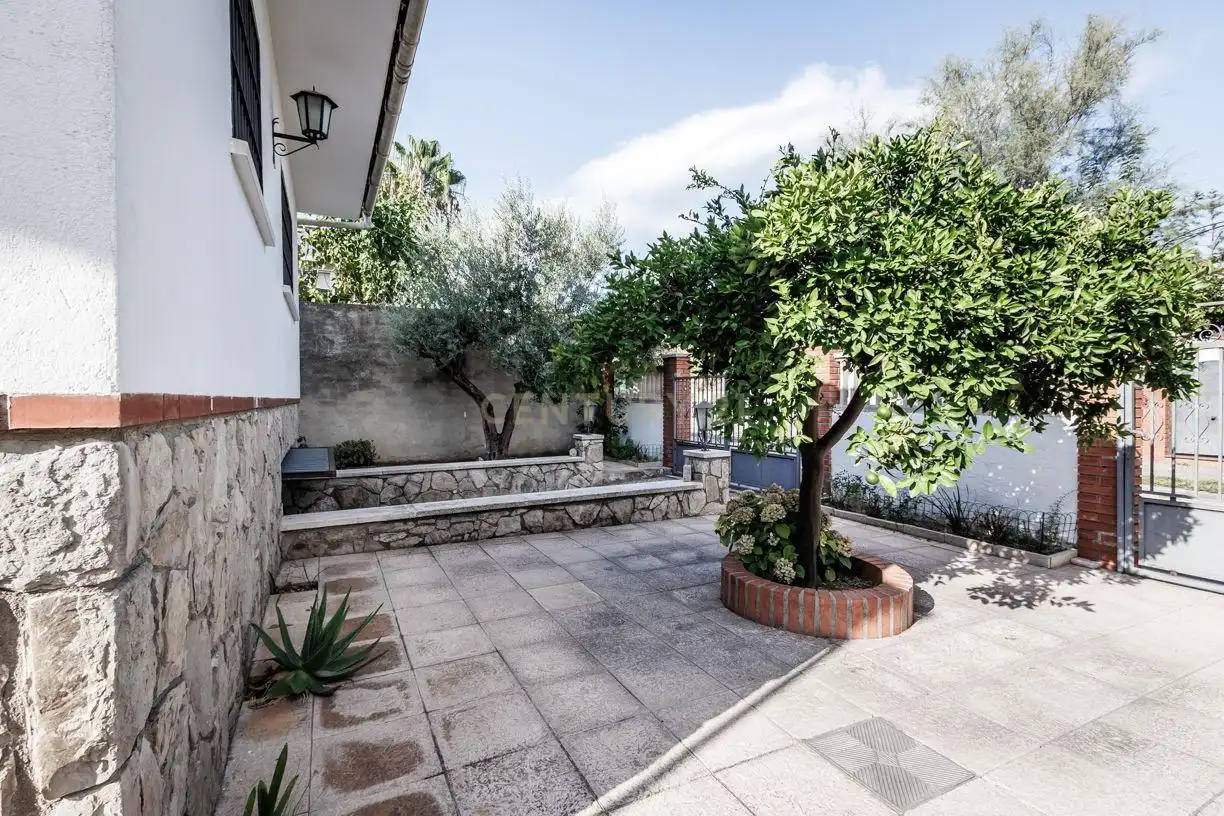 House with pool for sale in Carrer de les Orquídies, Viladecans, Spain, imagen 67