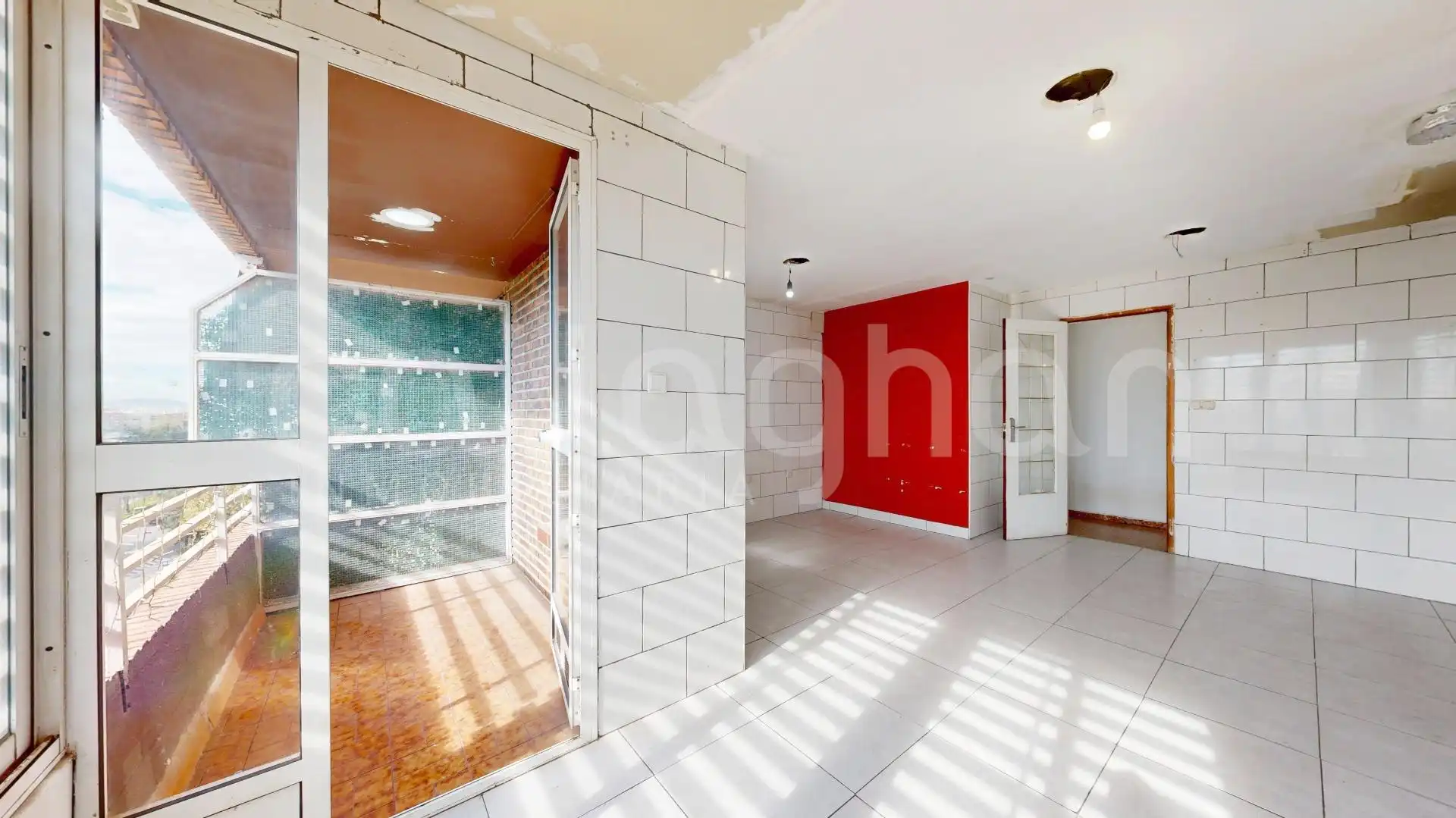 Flat for sale in Valencia  with Balcony