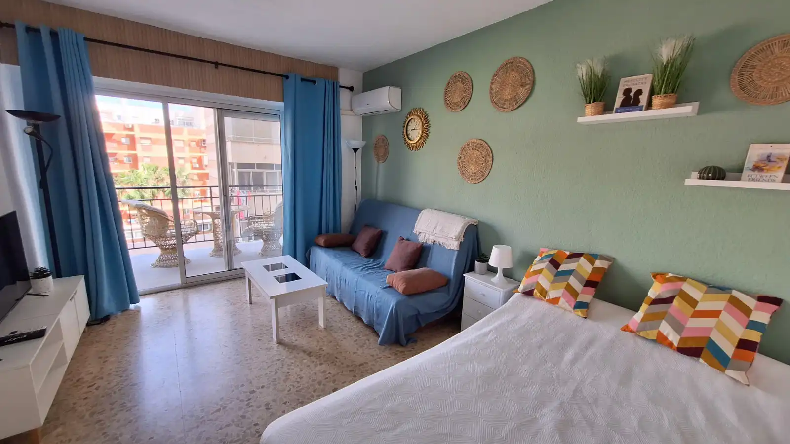 Bedroom of Study for sale in Torremolinos  with Air Conditioner, Terrace and Furnished