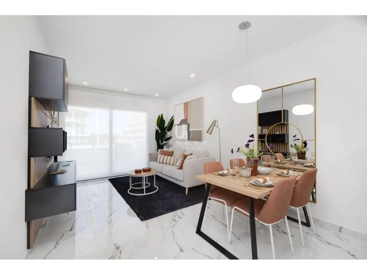Sala de estar de Ático en venta en San Miguel de Salinas con Aire acondicionado, Terraza y Amueblado