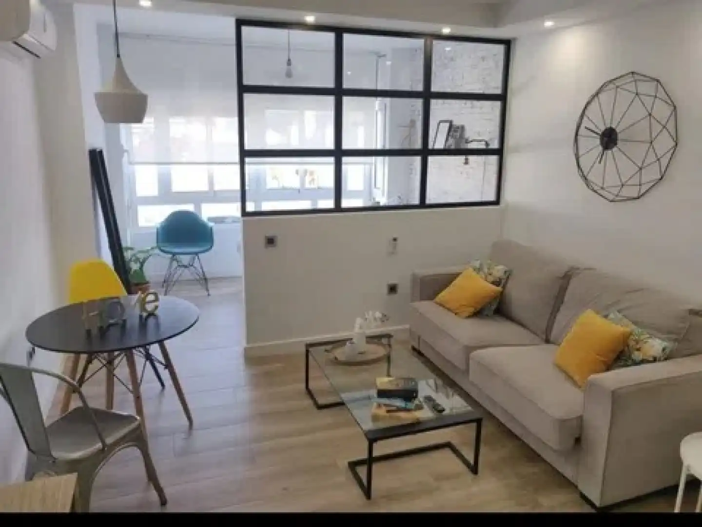 Studio with pool to rent in Centro