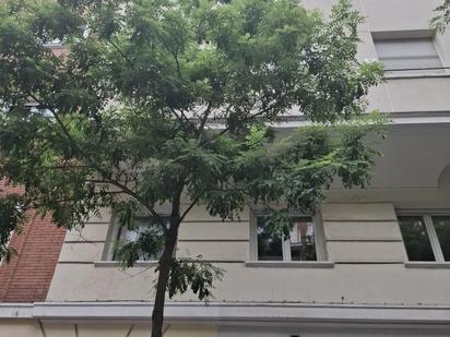 Vista exterior de Pis en venda en  Madrid Capital amb Calefacció