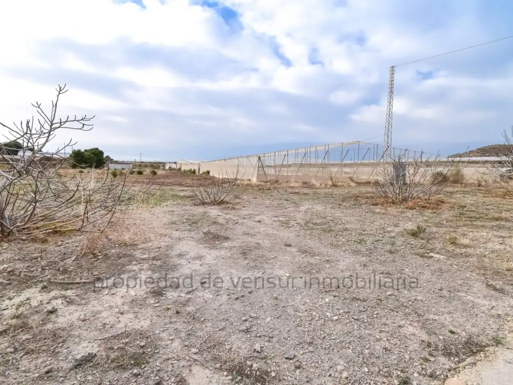 Terreno residencial en venta en Las Lomas - Las Yucas, imagen 3