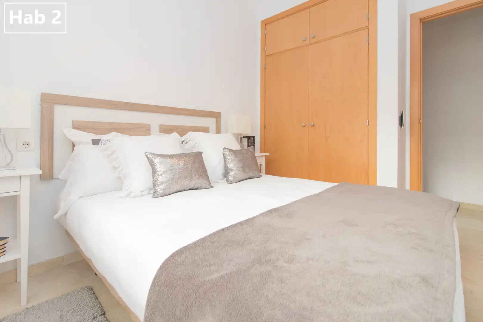 Dormitori de Apartament per a compartir en Málaga amb Aire condicionat, Calefacció i Moblat