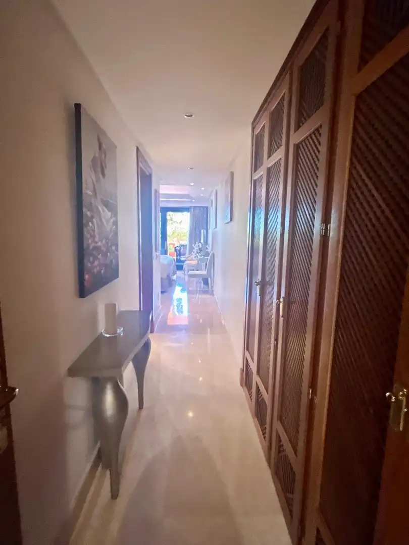 Apartamento en venta en Estepona con Aire acondicionado, Terraza y Piscina