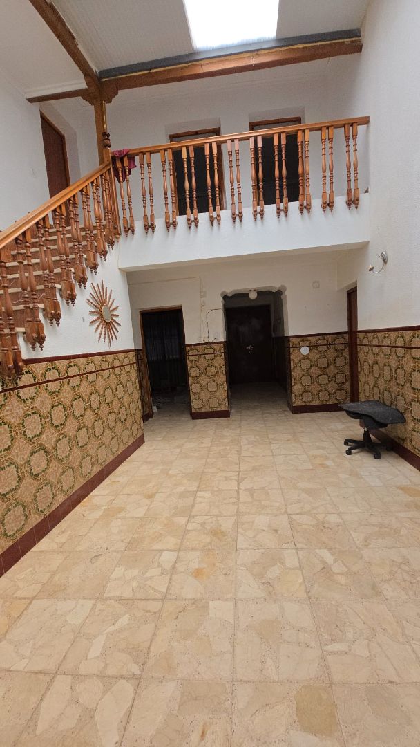 Single-family semi-detached for sale in Consuegra  with Terrace and Storage room