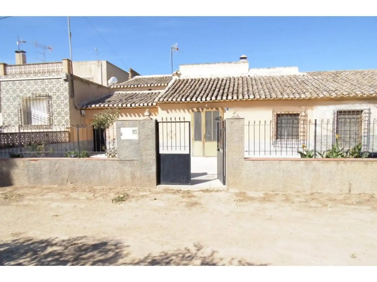 Vista exterior de Casa o chalet en venta en Fuente Álamo de Murcia con Jardín privado