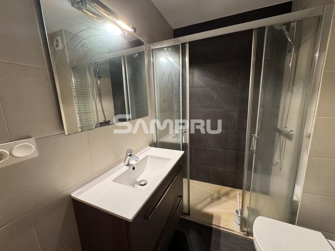 Bathroom of Flat for sale in Arrasate / Mondragón  with Heating, Storage room and Balcony