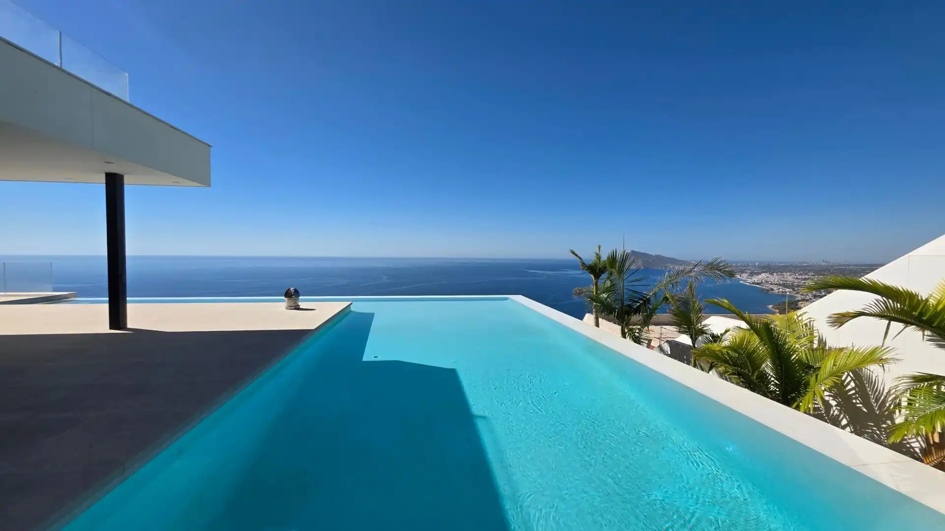 Chalet con piscina en venta en Calle Calle Gran Bretaña, imagen 5