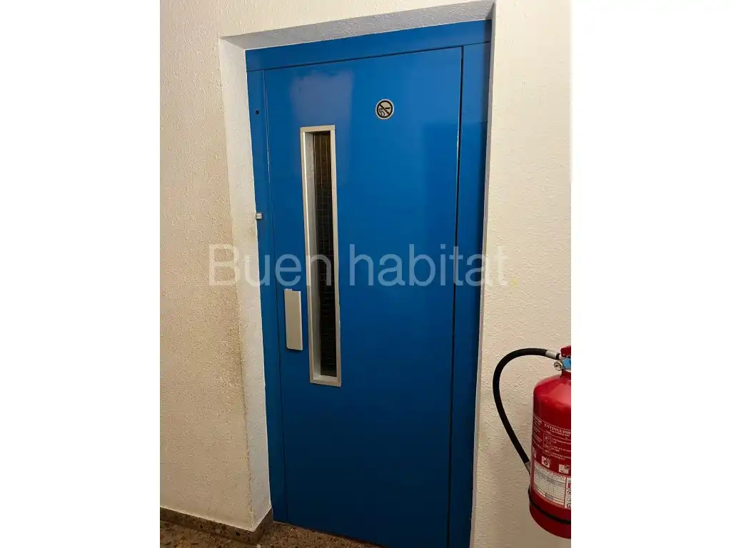 Piso en venta en Santa Bàrbara