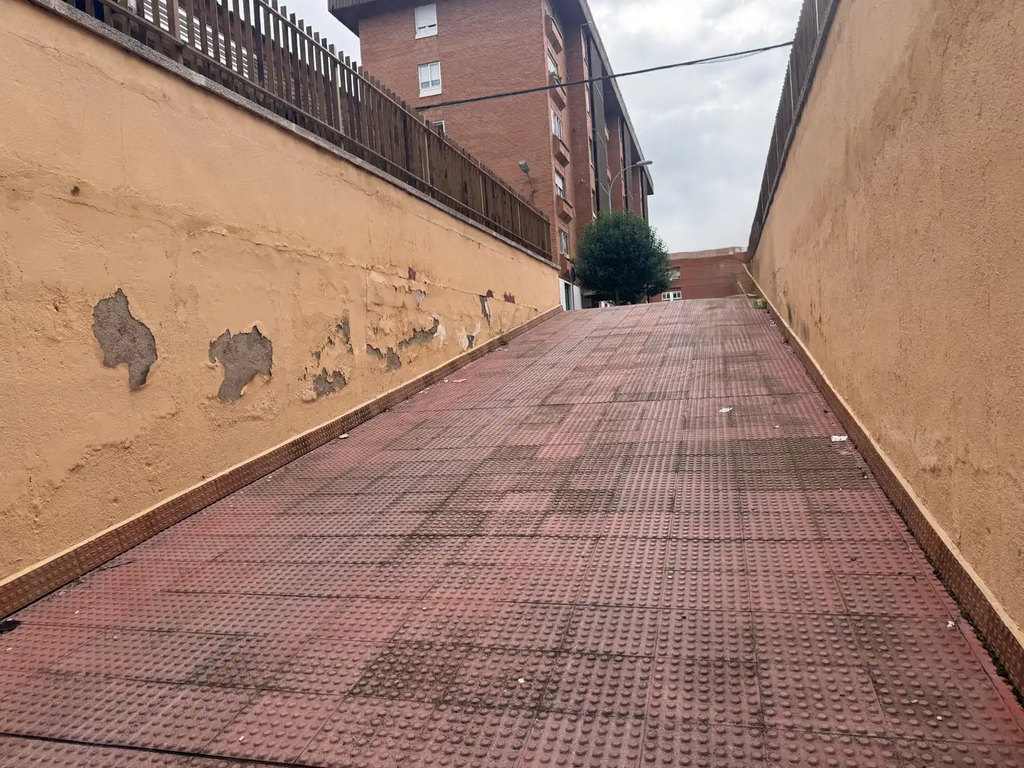 Aparcament de Pis en venda en Pan y Guindas