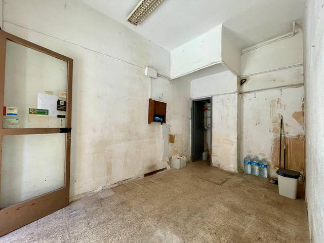 Local comercial en Venta en Congrés