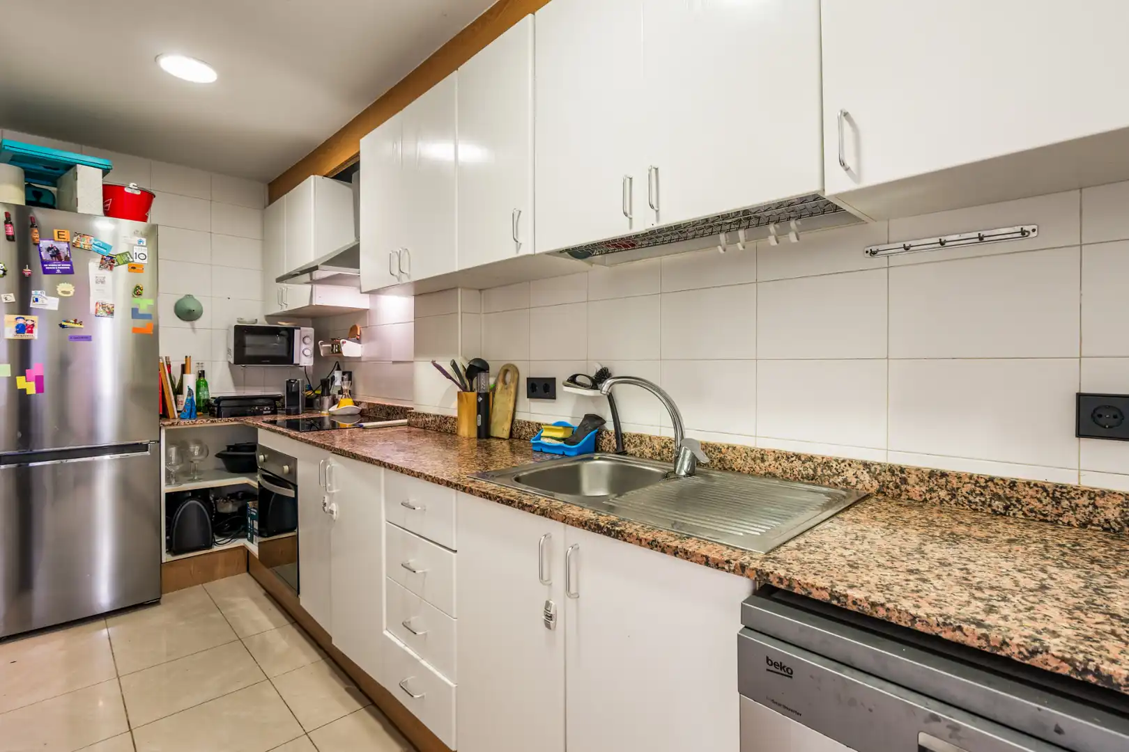 Küche von Wohnung zum Verkauf in Castelldefels mit Klimaanlage, Heizung und Terrasse